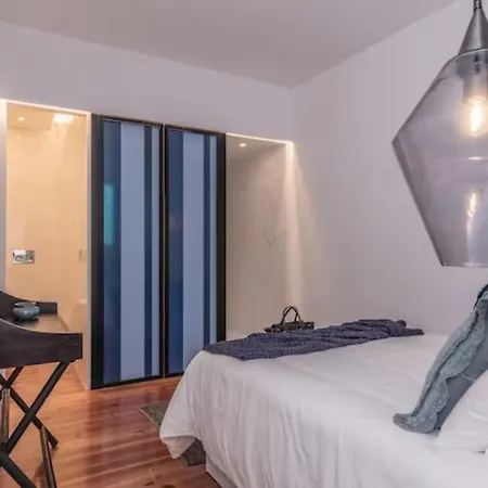 Trendy 26 Apartment
